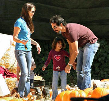 Benjamin Bratt with his wife Talisa Soto and their children at a local pumpkin patch