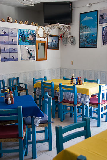 interior of the La Isla de Marin's