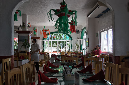 the interior of Pipis