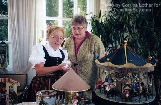 ladies selling merry-go-rounds, Bad Reichenhall