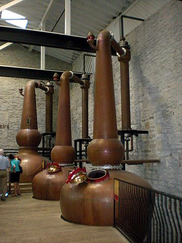 copper stills for making whiskey, Woodford Reserve