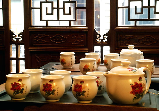 teaware at Ming Tao Xuan at the Rue Saint-Sulpice