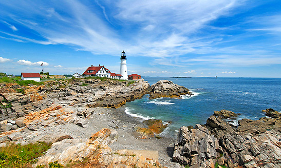 lighthouse in Maine