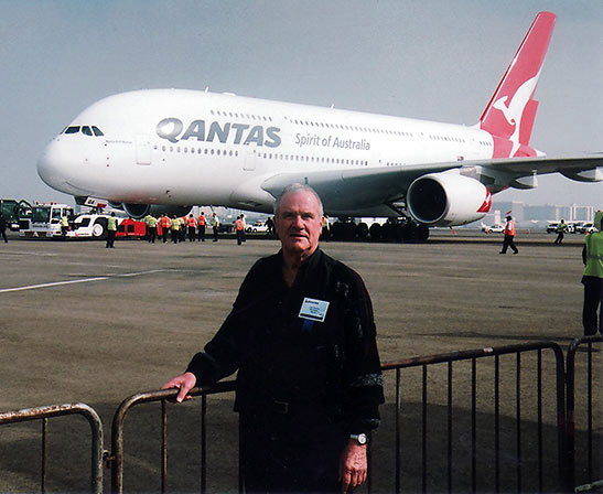 John Clayton with a Qantas A-380