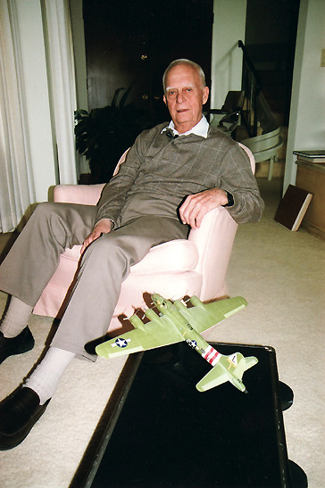 Wes and model of a B17
