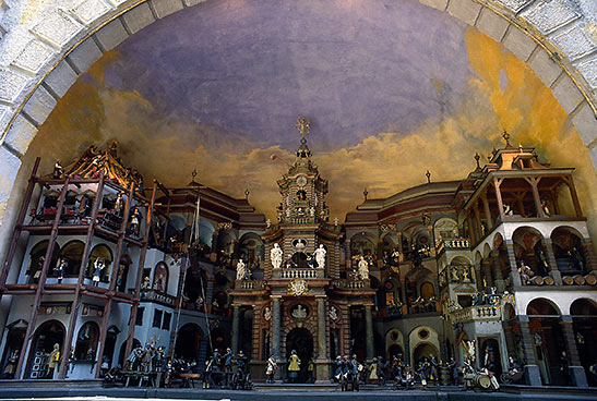 Hellbrunn Palace grotto showing  
          mechanical, musical/theatrical stages