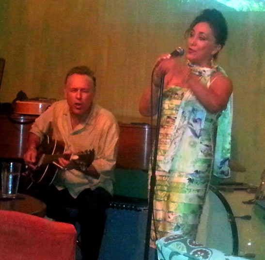 Eric Lieberman and Alicia Aragon performing