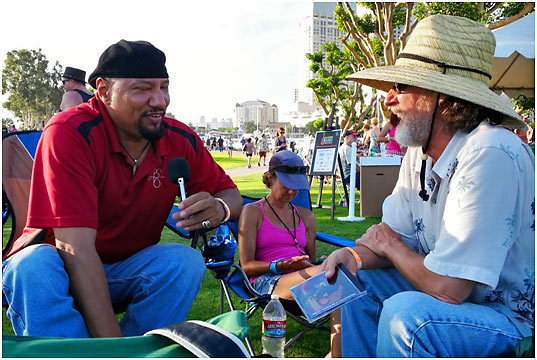 Phil Gates with the writer at the 2013 San Diego Blues Festival