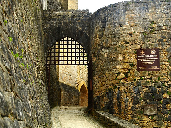 castle  gate, Château de Beynac
