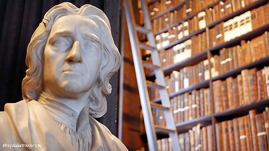 marble bust of English philosopher John Locke
