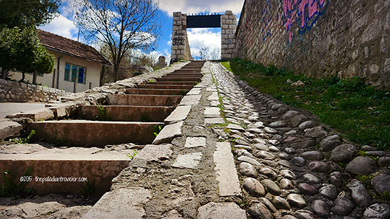the steps to Jekovac Cliff and the Yellow Fortress