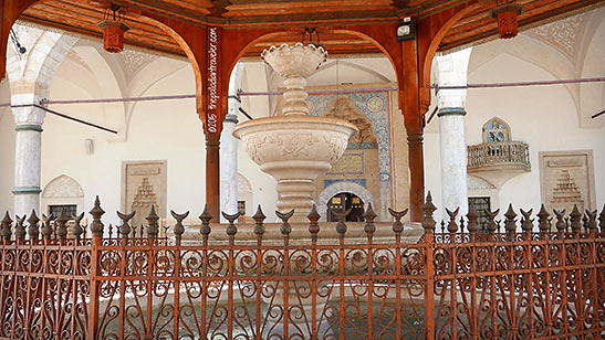 the ornate courtyard of the Gazi Husrev-beg mosque