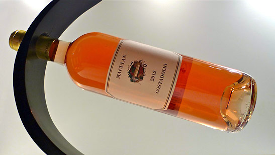a bottle of Costadolio Rosato IGT