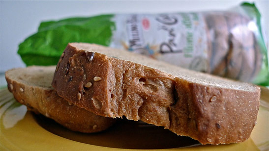 Italian thick-sliced, rustic sandwich bread
