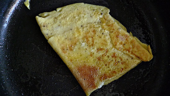 omelette folded in quarter
