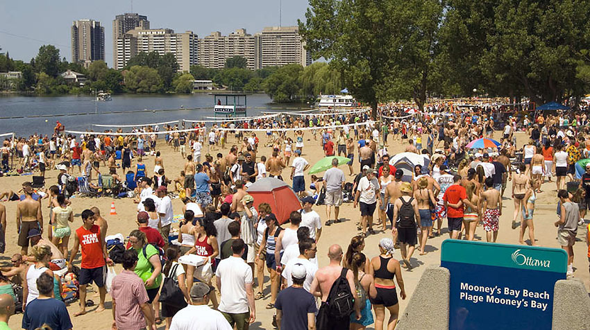 crowd at Mooney's Bay Beach