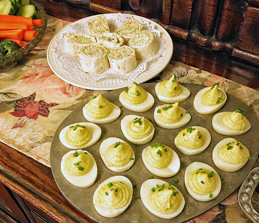 appetizers on plates, Cheshire Cat Inn