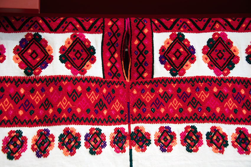 textiles of Tenejapa, Chiapas