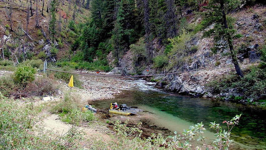 dredge mining set-up on the Middle Fork River