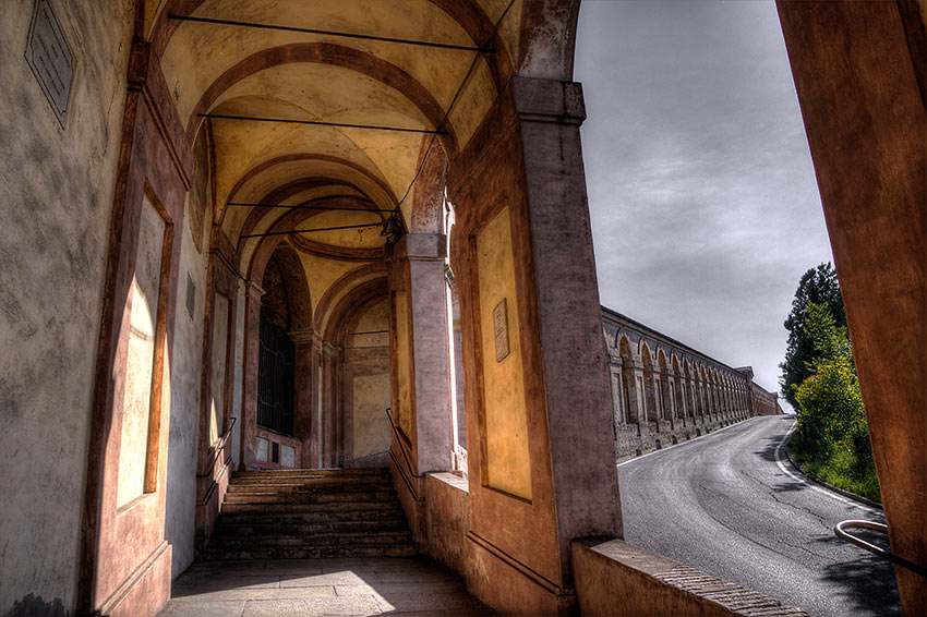 Portico San Luca: the longest portico (600 vaults) in the world