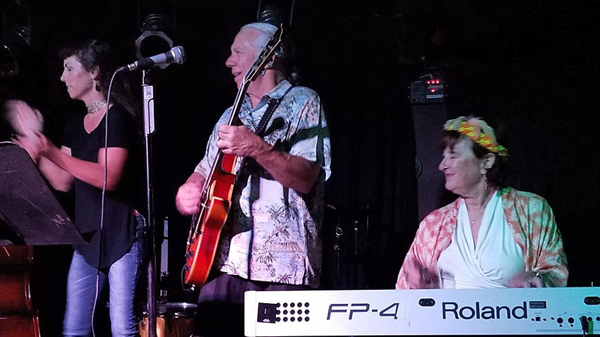 Sue Palmer performing with Mercedes Moore and Steve Wilcox