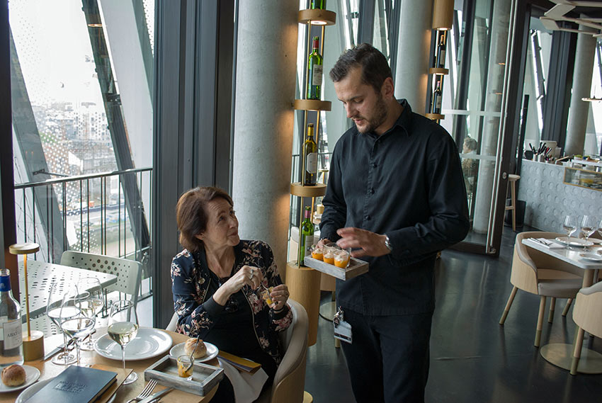 Executive Chef Djorde Ercevic of Le 7 Restaurant Panoranique offering a tasty appetizer