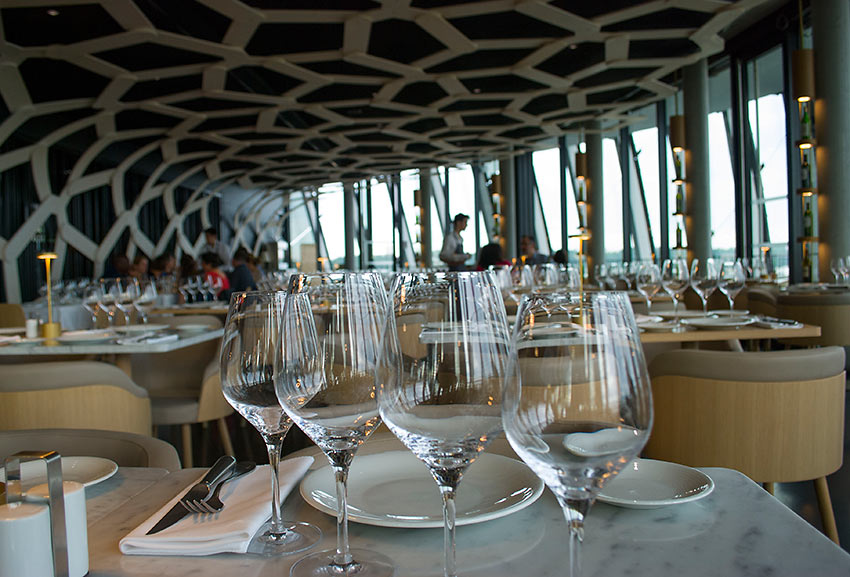 wine glasses at the Le 7 Restaurant Panoranique