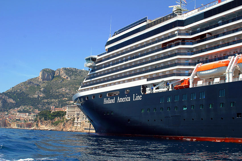 cruise ship at Dubrovnik