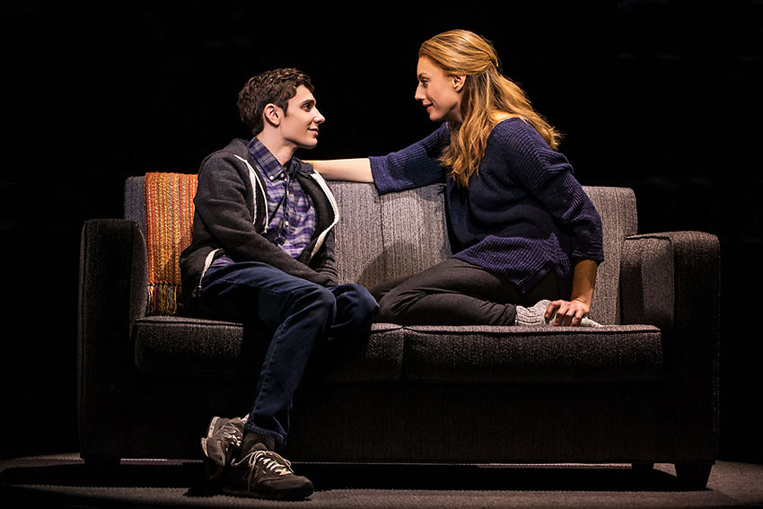 Ben Levi Ross as Evan Hansen and Jessica Phillips as his mother Heidi