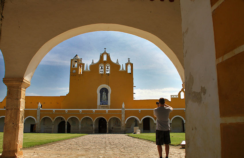 monastery on top of a Mesoamerican pyramid, Izamal