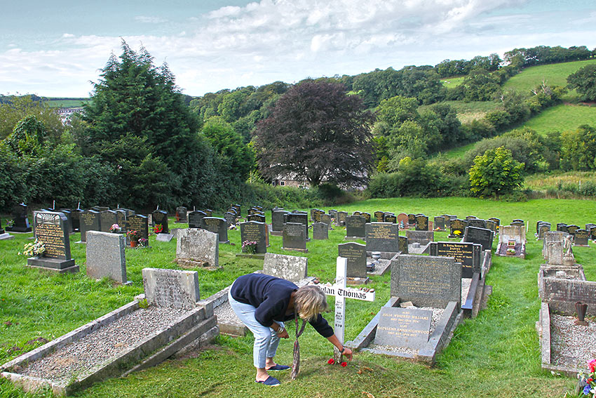 Dylan Thomas' grave at Laugharne’s cemetery