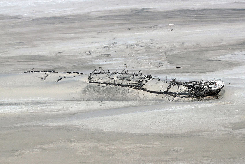 Skeleton Coast shipwreck