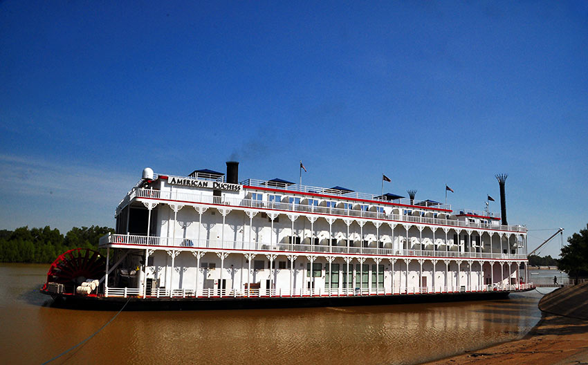 the American Duchess of the American Queen Steamboat Co