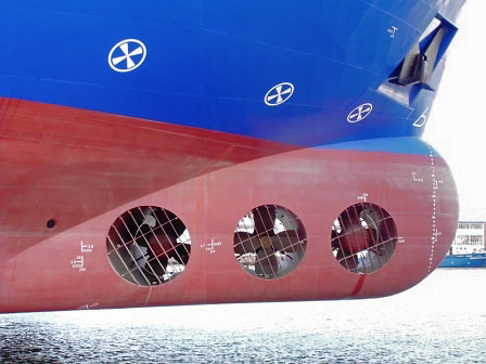 cruise ship bow and stern thrusters