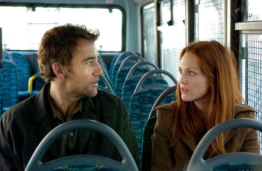 Clive Owen and Julianne Moore in 'Children of Men'