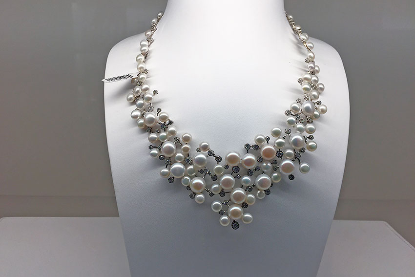 Majorica pearls on display