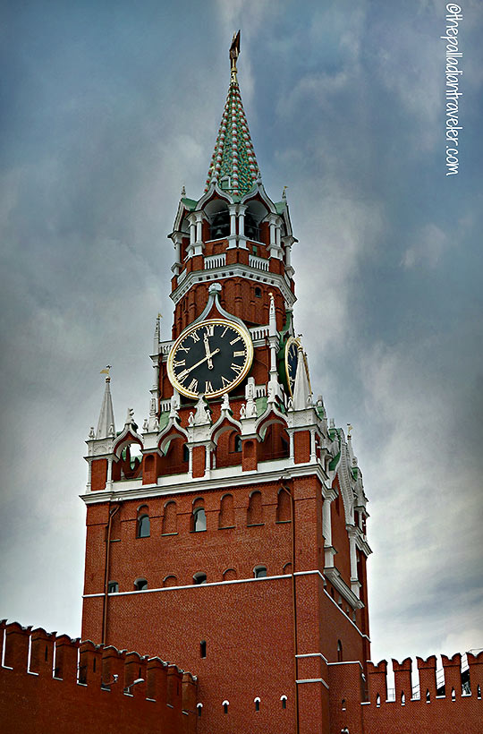 Spasskaya (Savior) Tower with its Kremlin chimes