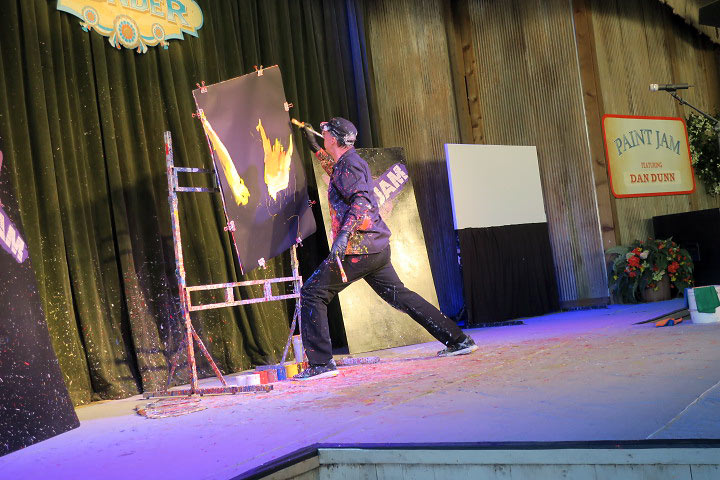 speed painter at Silver Dollar City