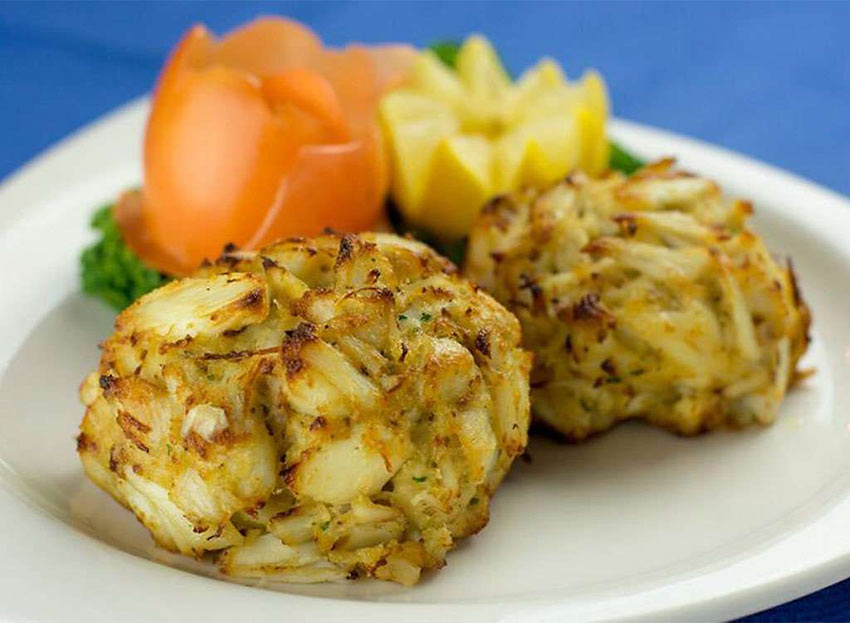 Maryland: Crab Cakes