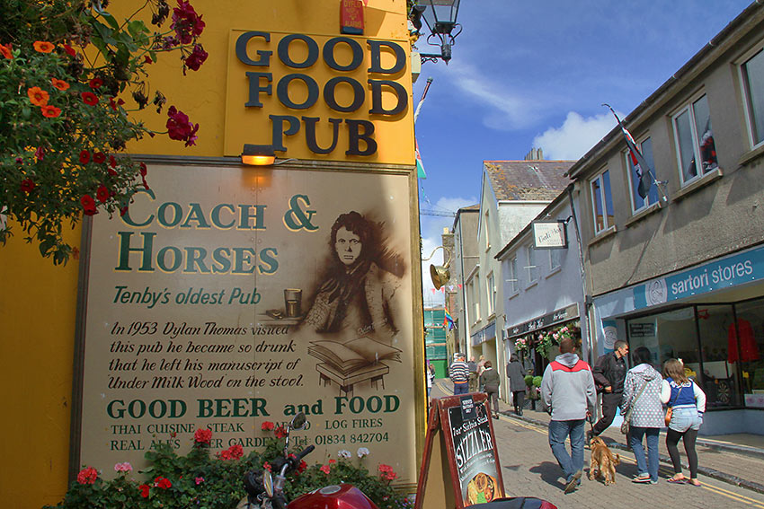 a pub in Tendy that was visited by Dylan Thomas