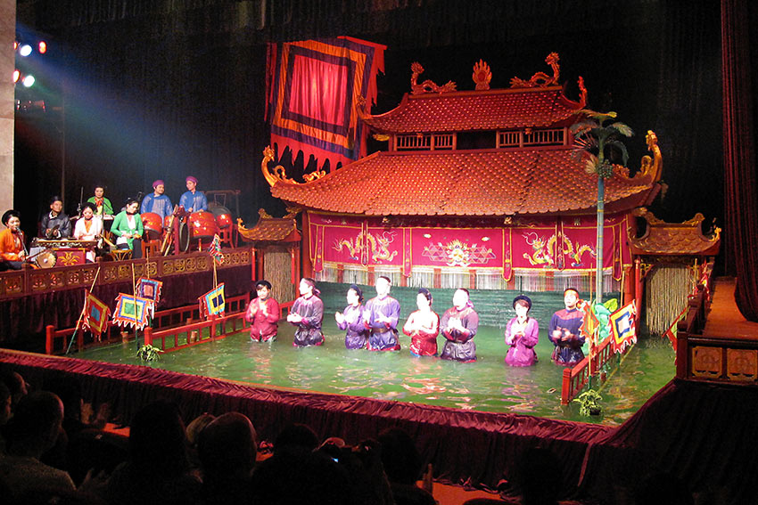 water puppet show at the Thang Long Water Puppet Theater