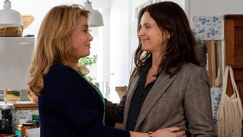 Catherine Deneuve and Juliette Binoche in 'The Truth'