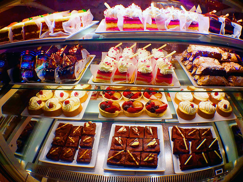 desserts at Serrano Buffet, San Manuel Casino