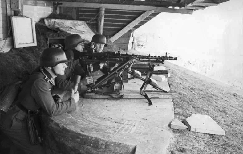 German troops manning Atlantic Wall fortifications