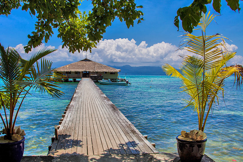 100-foot-long pier at Fat Boys Resort