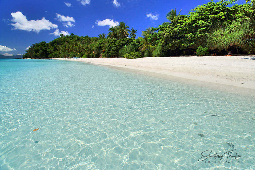 shallow waters at Tiamban Beach