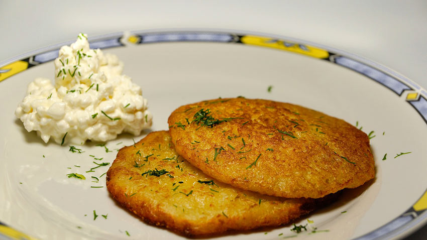 potato latkes