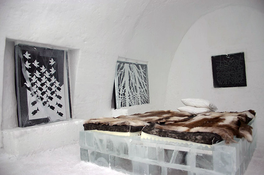 interior of a room at the Icehotel in Jukkasjärvi