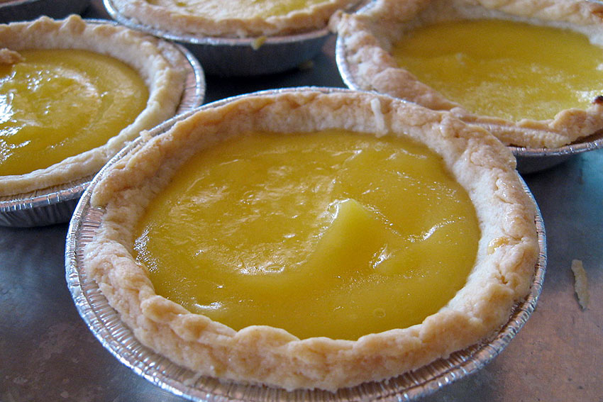 crostata served at a Kentucky Derby party