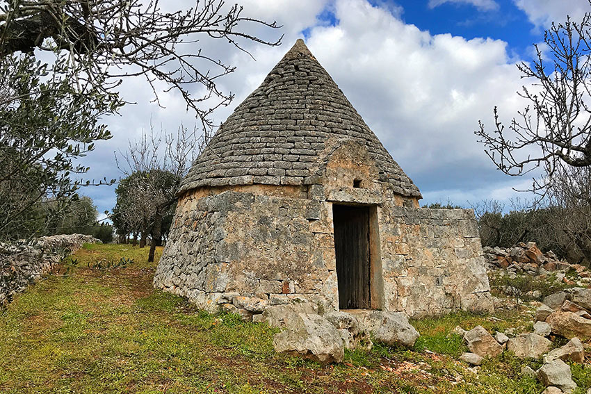 abandoned abode of the Valle d’Itria